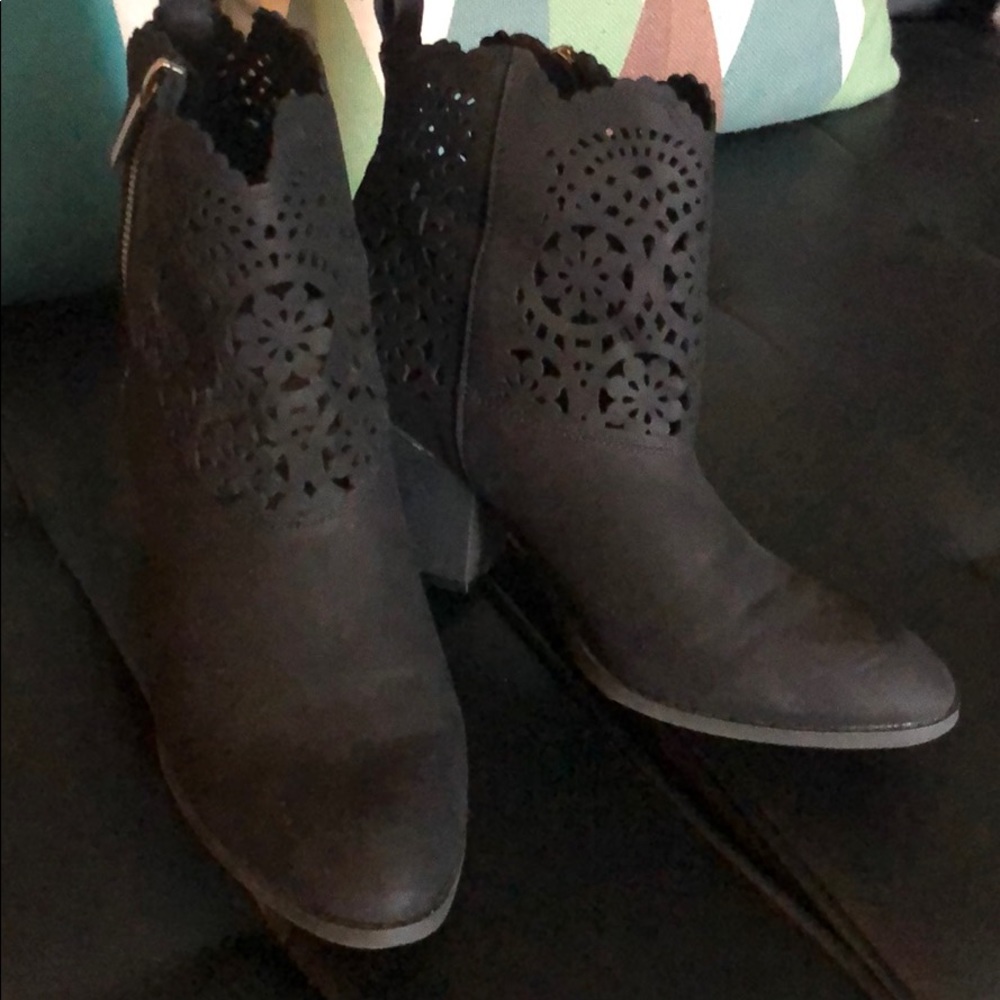 Booties - Picture 3 of 3
